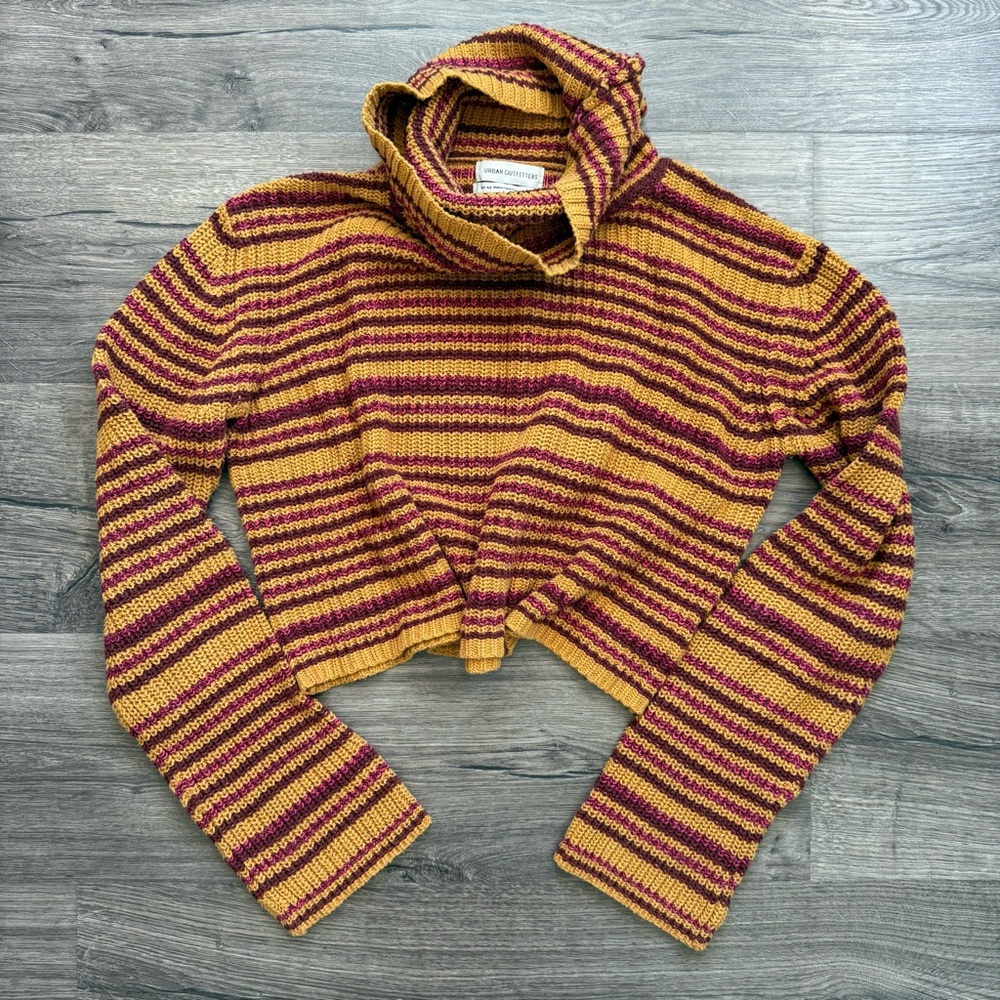 Urban Outfitters Mackenna Turtleneck Stripe Orange Crop Sweater Medium Women